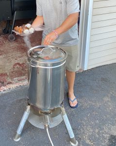 Outdoor Seafood Boiler | Seafood Boil Party Ideas